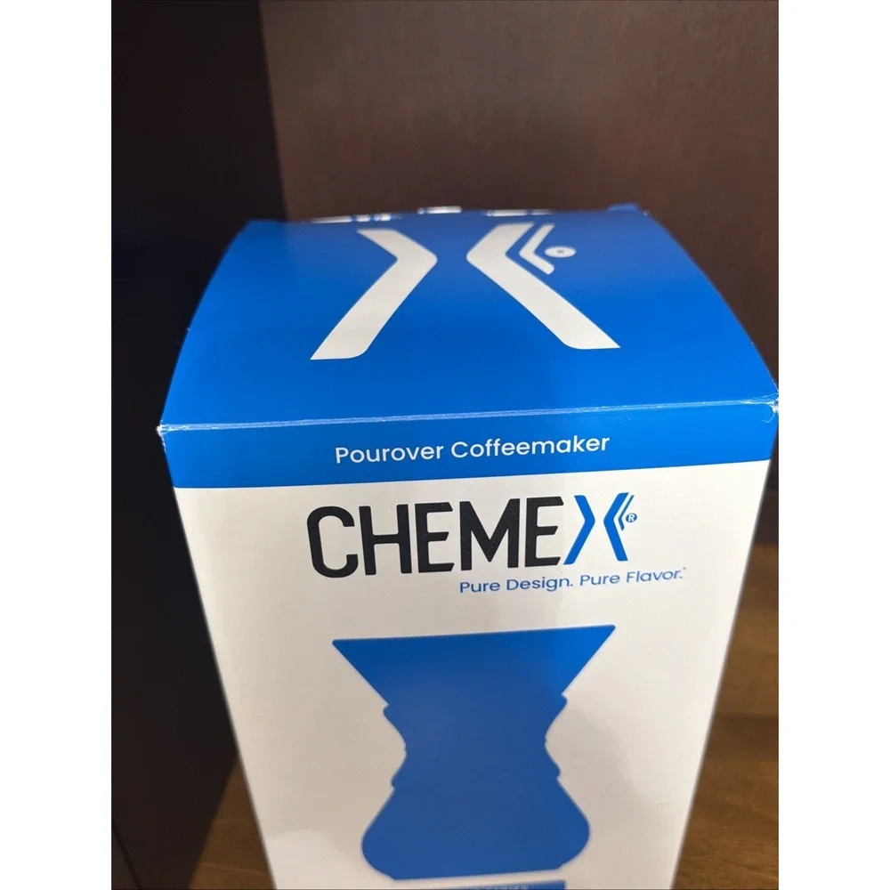 Chemex Classic 6-Cup Pour-Over Glass Coffeemaker - Open Box